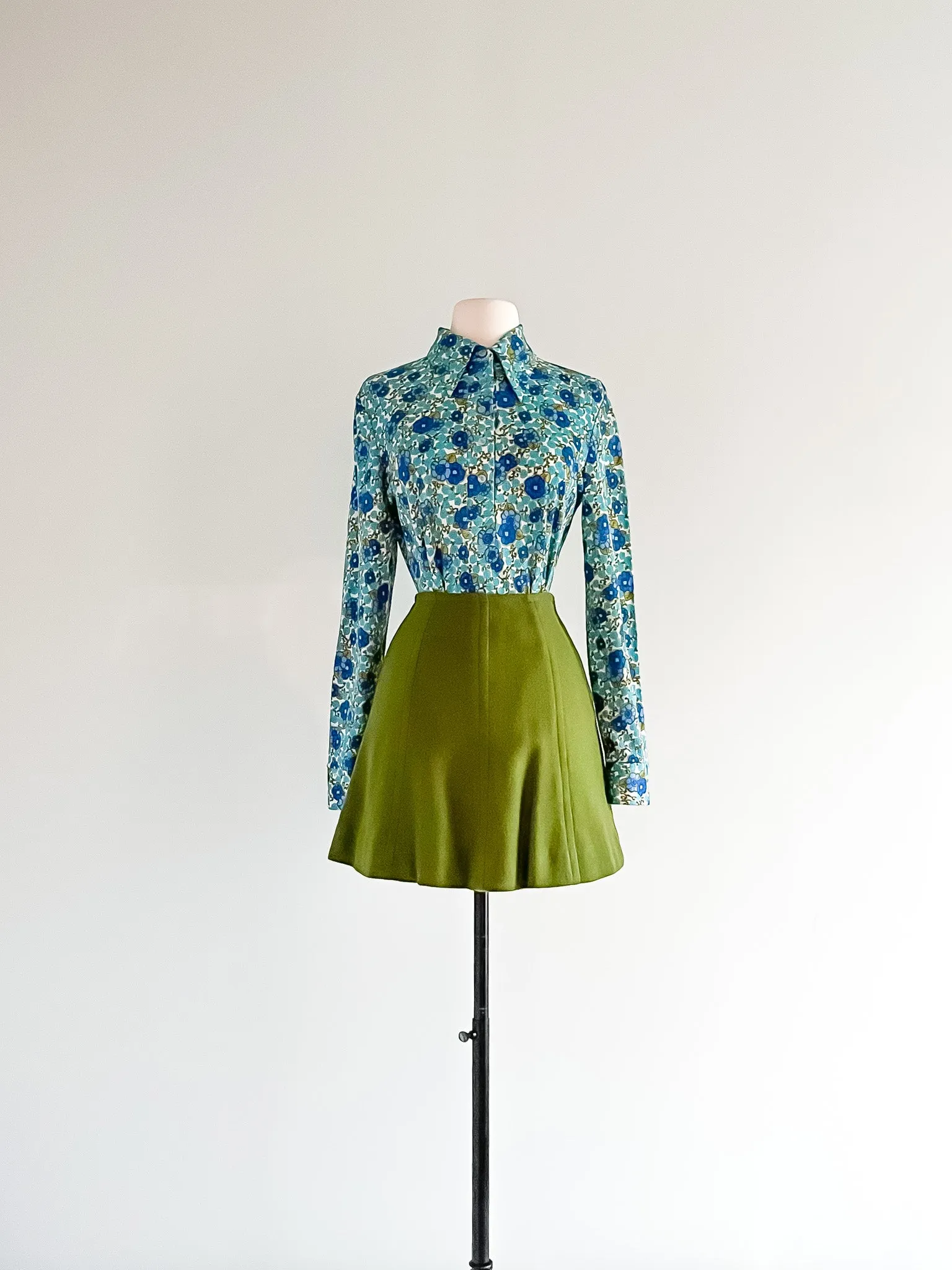 1960's Flower Power Alex Colman Top / Sz M