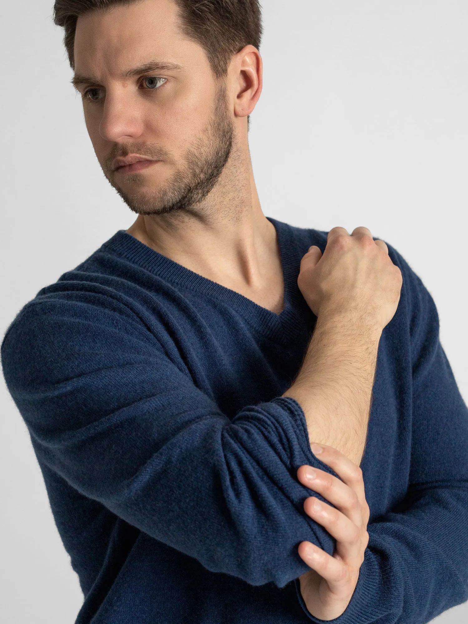 Cashmere sweater men "V-neck" - mountain blue