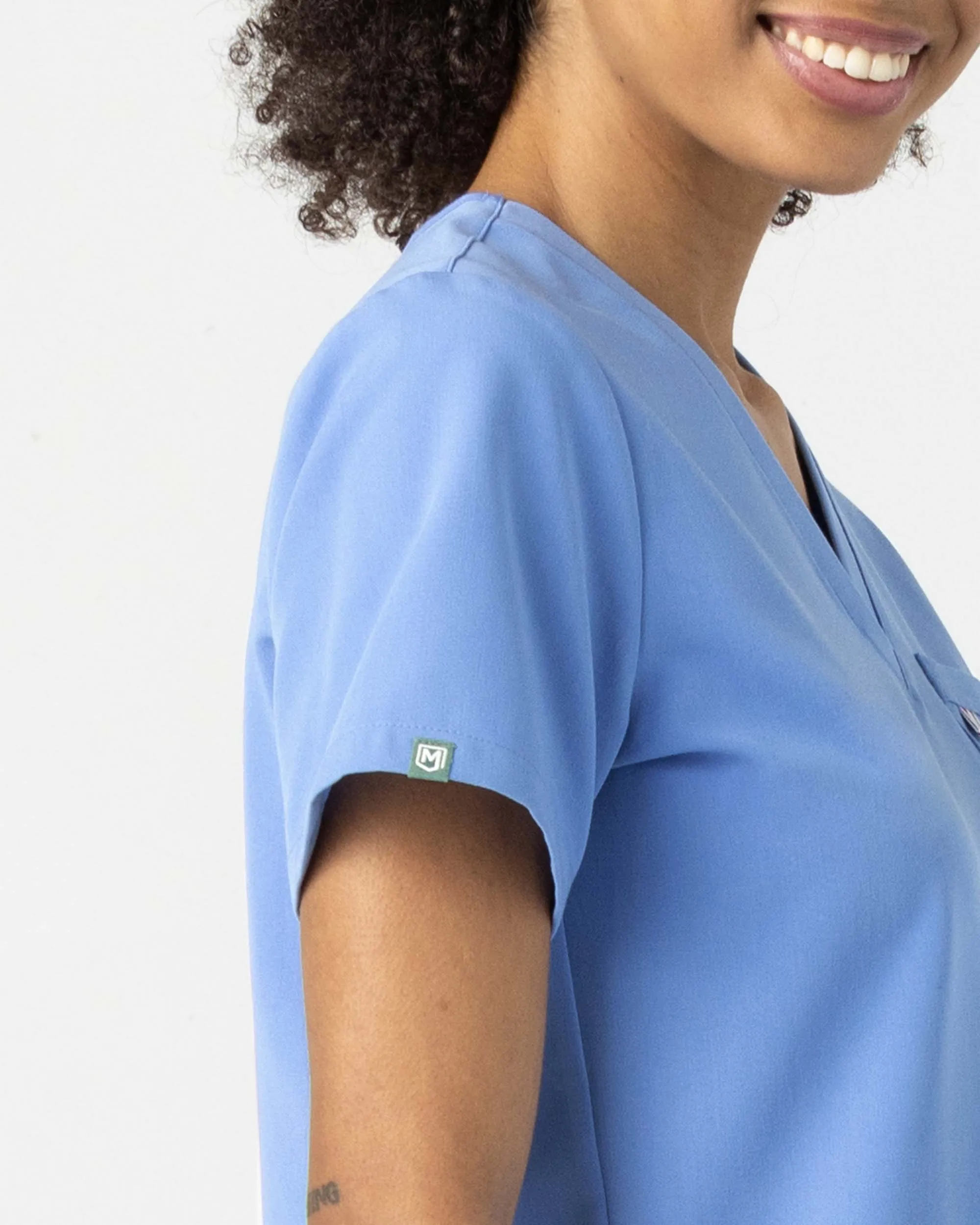 FYSEL® Sal‎ ‎ Essential Scrub  Top