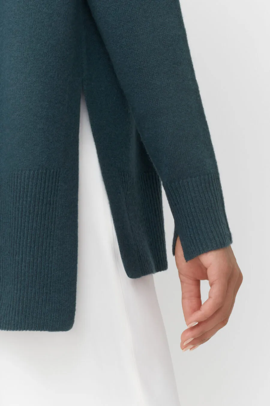 Single-Origin Cashmere Funnel Neck Sweater