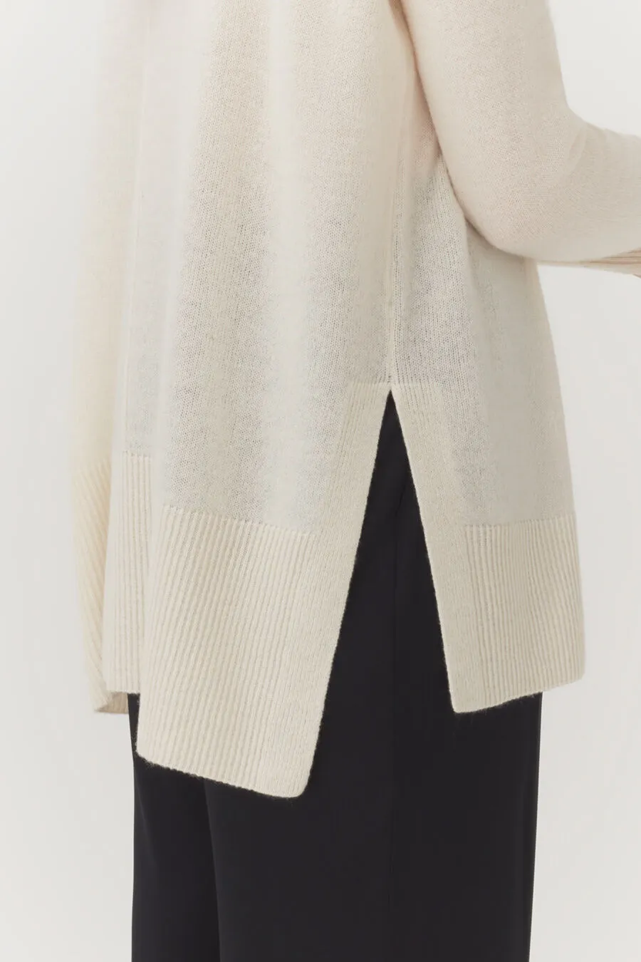 Single-Origin Cashmere Funnel Neck Sweater